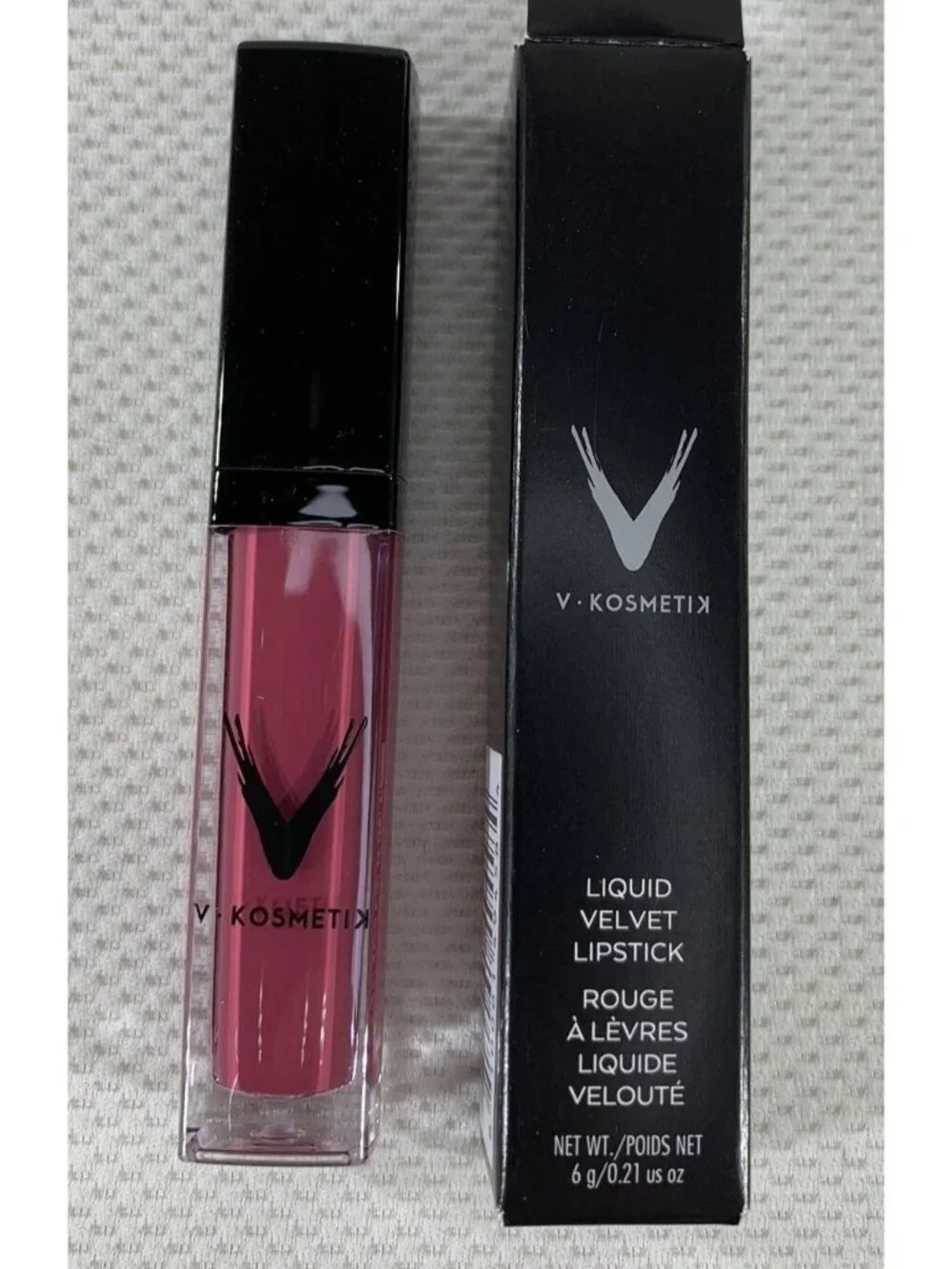 V Kosmetik Liquid Velvet Lipstick 6g 0.21 Oz Shade Bubbly Long Lasting Matte NEW
